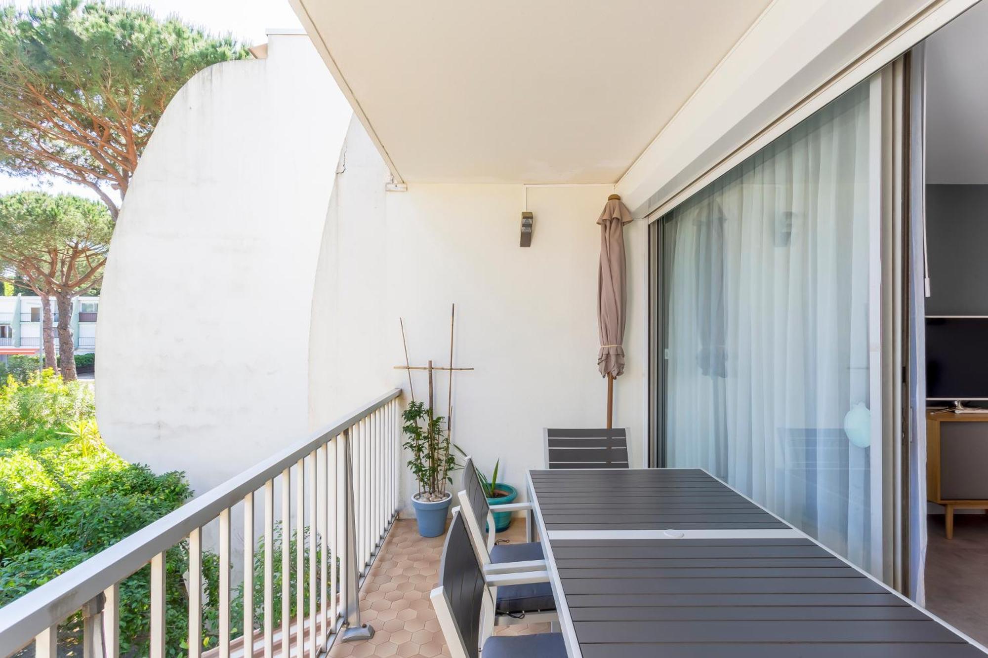 Chez Marylene - Spacieux Appartement Proche Des Plages & Commerces Ла Гранде-Моте Екстериор снимка